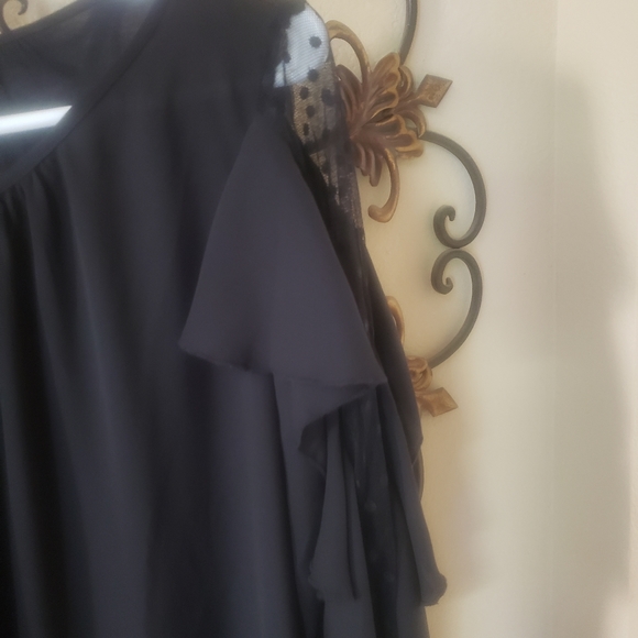 LOFT Black Blouse Size Medium - Picture 3 of 3